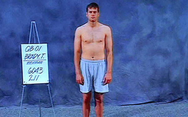 Tom-Brady-shirtless-02-15-15 Tom-Brady-shirtless-02-15-15