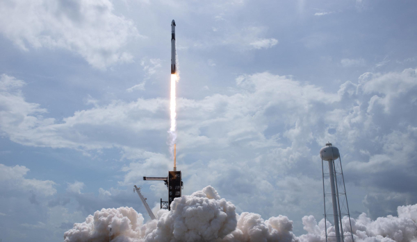 Crew-Dragon-Spacecraft-Launch